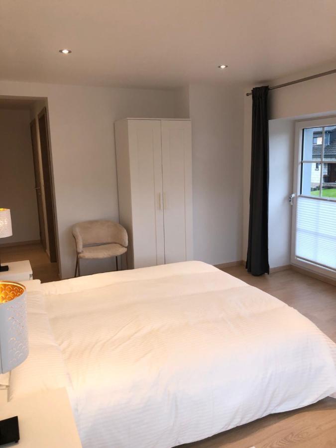 Pegasus I - 2 Chambres De Luxe, Cuisine, Salon, 2 Terrasses Et Sauna Vielsalm Exteriör bild